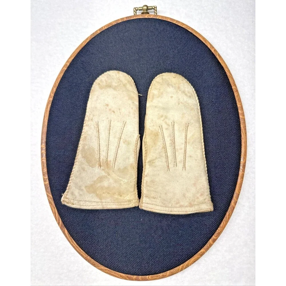 Children's Leather Mittens Shearling Lined Winter Gloves Cream Beige Vintage